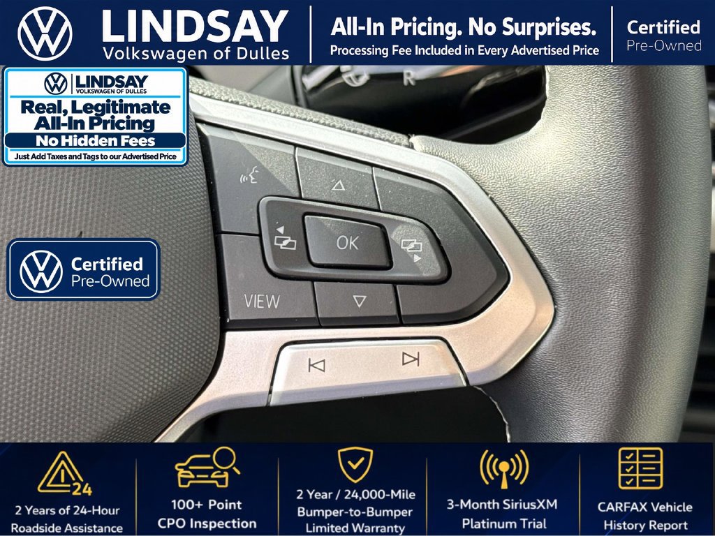 Used 2025 Volkswagen Tiguan SE FWD image 21