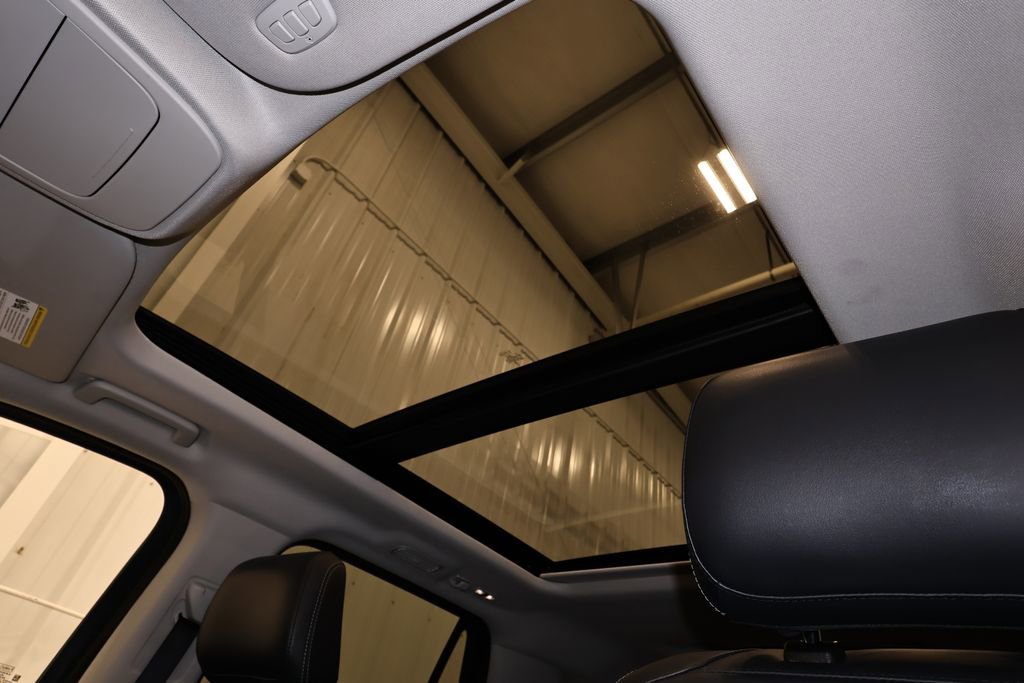 Certified 2025 Ford Expedition Max Platinum image 46