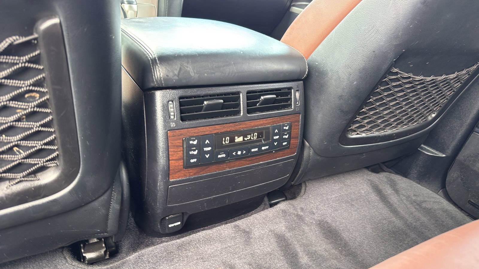 Used 2018 Toyota Land Cruiser AWD/4WD image 27