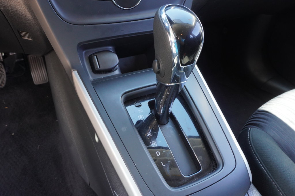 Used 2019 Nissan Sentra SV FWD image 18