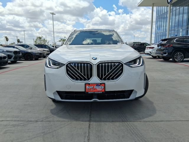 New 2026 BMW X3 xDrive30i w/ Premium Package AWD/4WD image 2