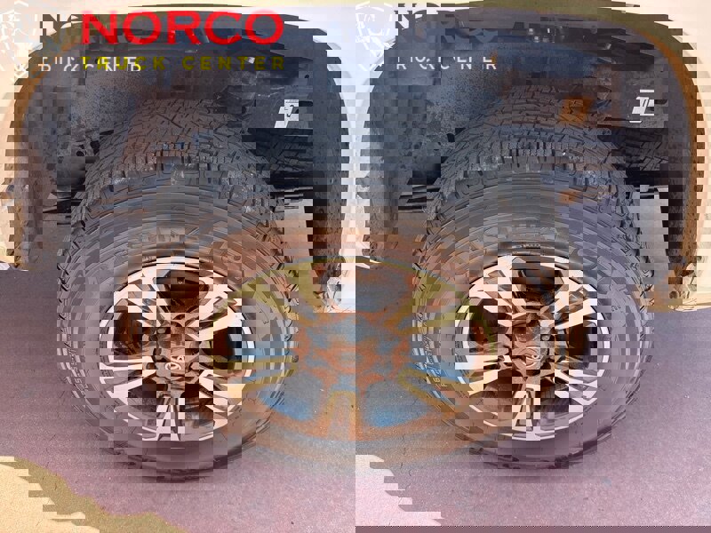 Used 2018 Toyota Tacoma TRD Sport w/ Technology Package image 14