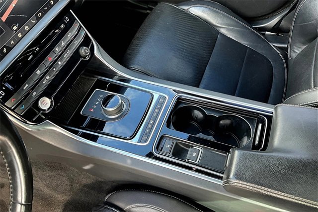 Used 2018 Jaguar XE S image 14