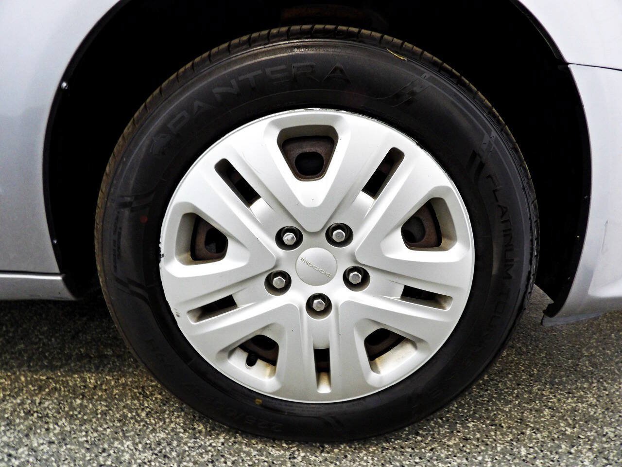 Used 2018 Dodge Grand Caravan SE FWD image 20