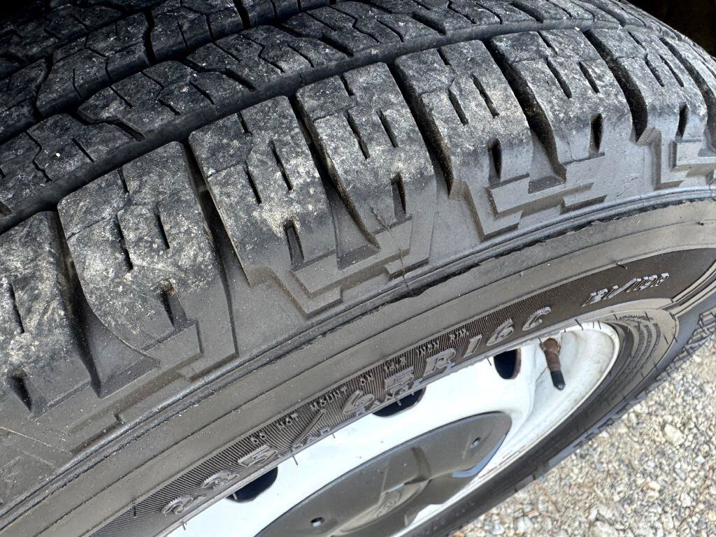 Used 2019 Ford Transit 150 148 Medium Roof image 14