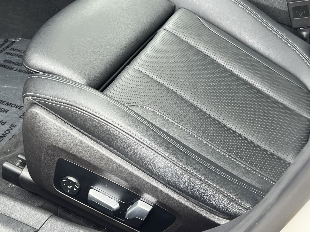 Used 2023 BMW M340i xDrive w/ Shadowloine Package image 31
