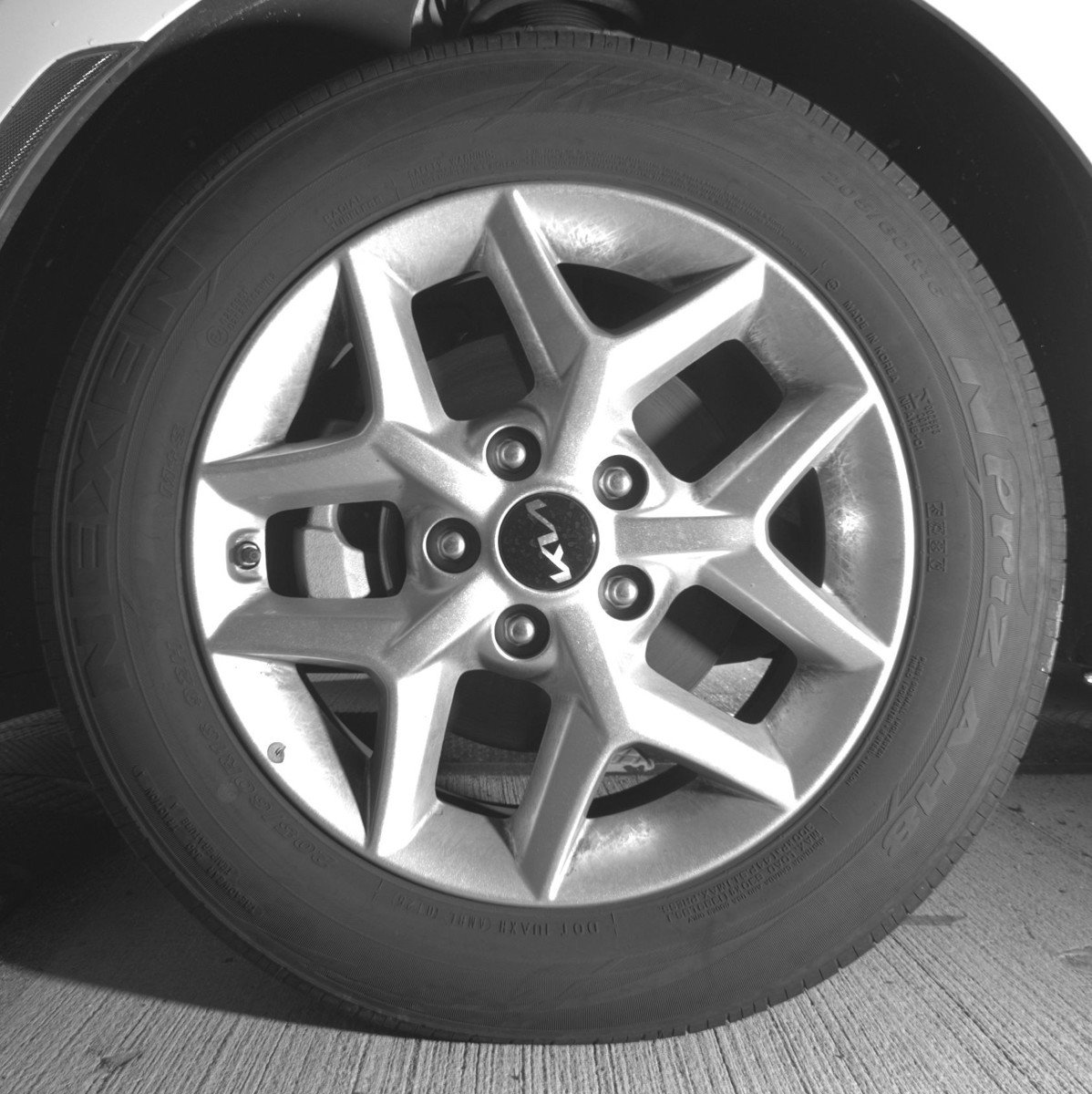 Used 2025 Kia Soul LX w/ LX Technology Package FWD image 12
