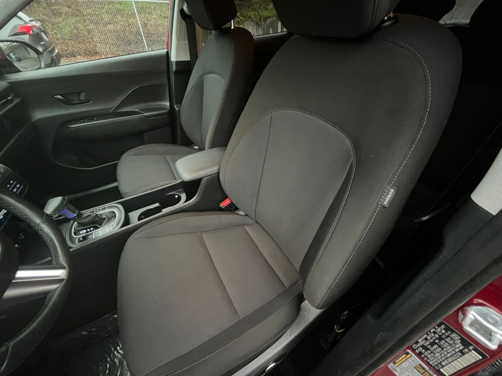 Used 2025 Hyundai Kona SEL image 36