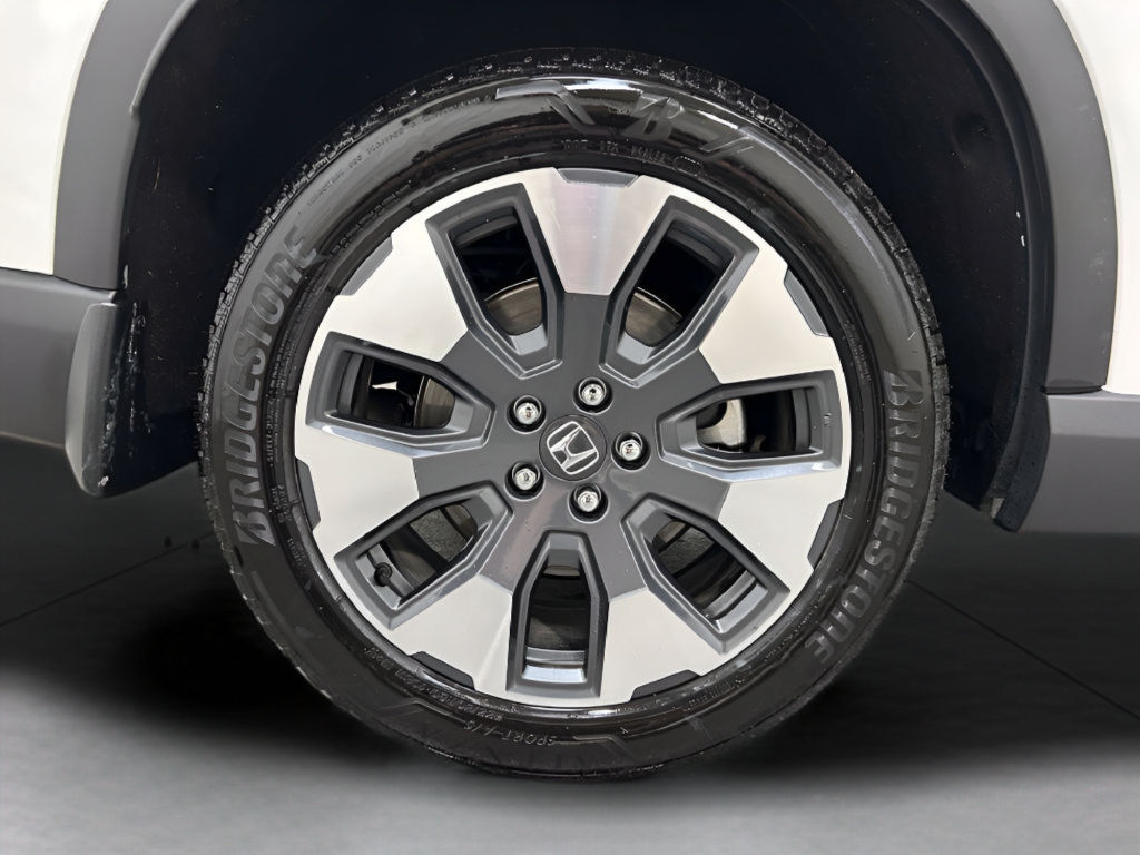 Certified 2026 Honda Pilot Touring image 28