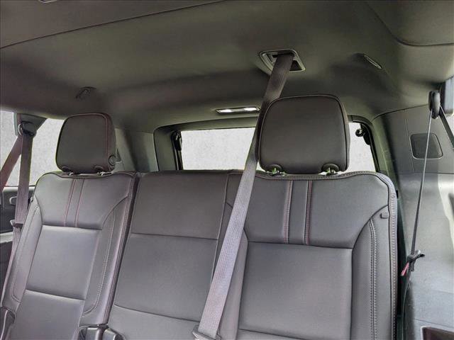 Used 2022 Chevrolet Suburban RST w/ Luxury Package image 19