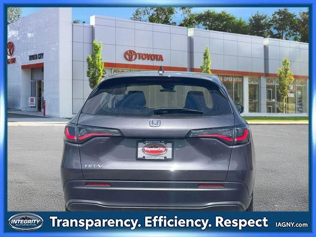Used 2023 Honda HR-V LX image 7