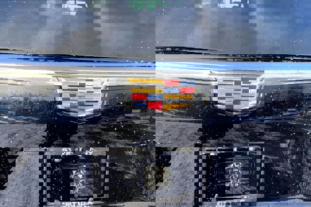 Used 2023 Cadillac Escalade Premium Luxury w/ Performance Package image 32