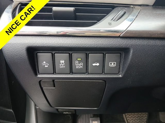 Used 2017 Toyota Avalon Limited w/ Carpet Mat Package FWD image 30