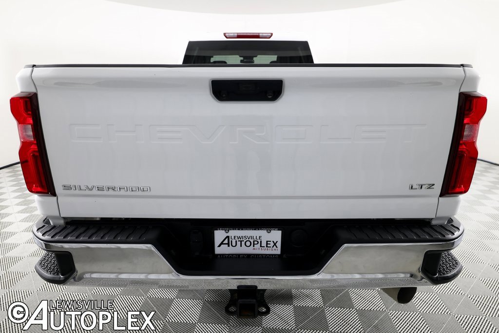 Used 2025 Chevrolet Silverado 3500 LTZ image 6
