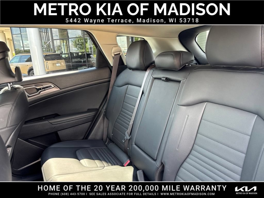 Used 2025 Kia Sportage SX Prestige AWD/4WD image 34