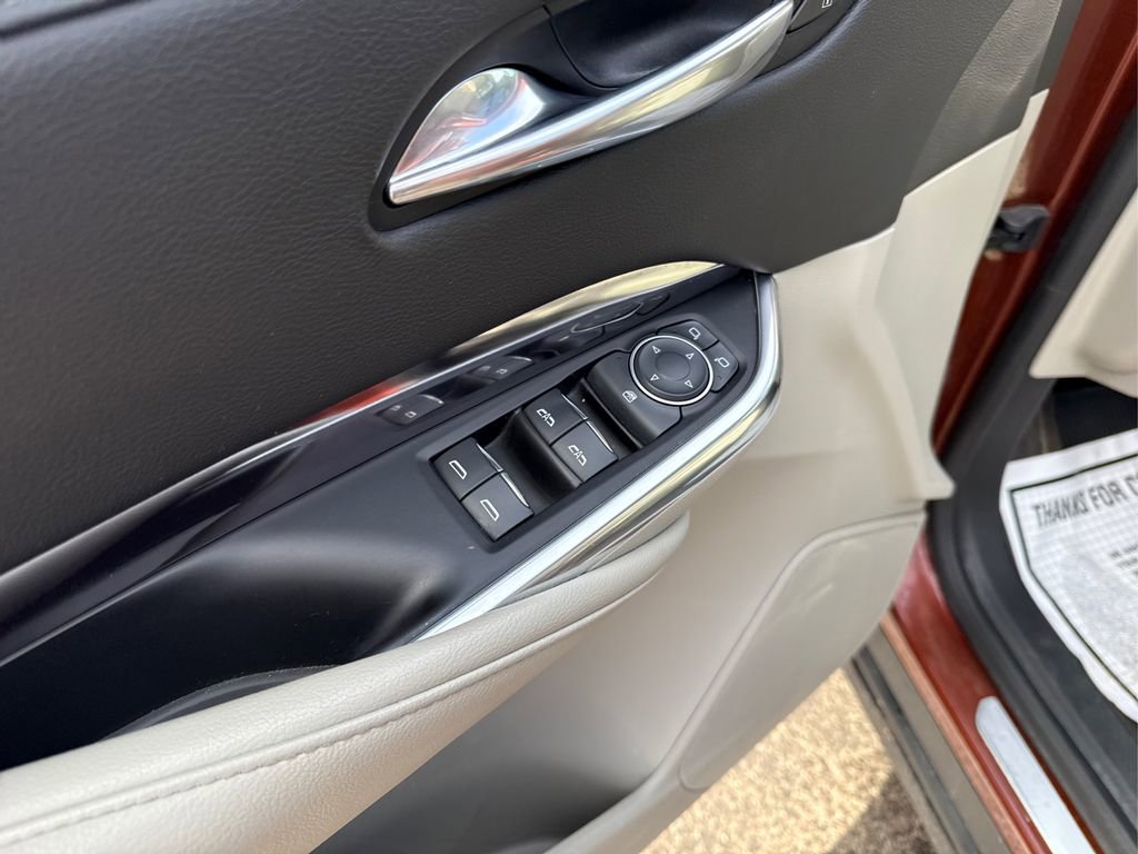 Used 2019 Cadillac XT4 Luxury w/ Cold Weather Package image 35