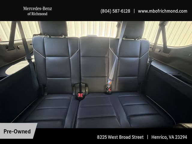 Used 2024 Cadillac Escalade ESV Premium Luxury AWD/4WD image 17