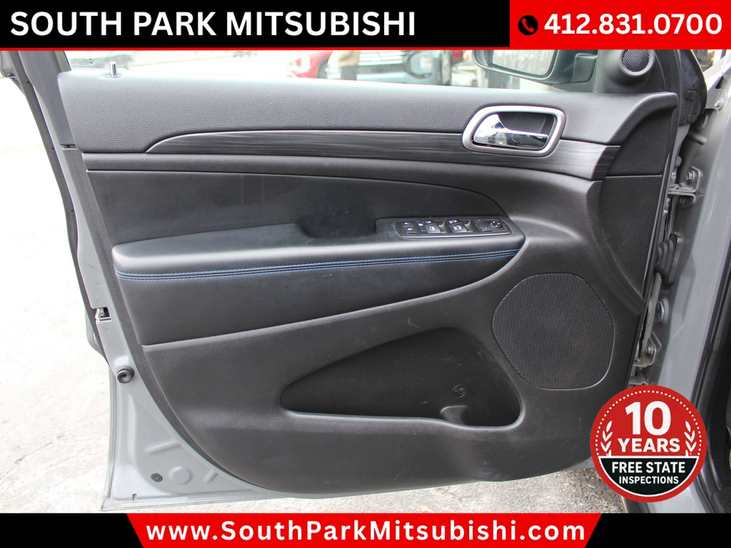 Used 2019 Jeep Grand Cherokee Laredo image 14