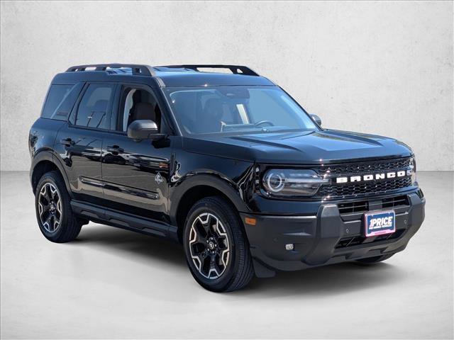 Certified 2025 Ford Bronco Sport Outer Banks w/ Outer Banks Tech Package+ AWD/4WD image 3