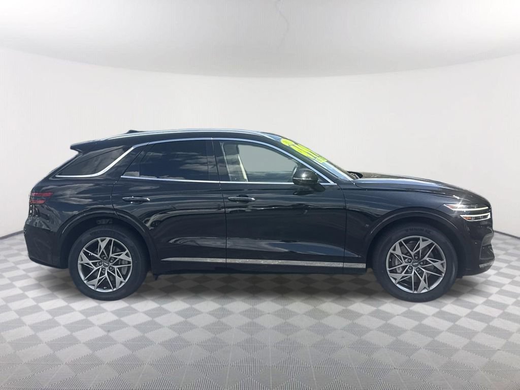 Used 2023 Genesis GV70 2.5T w/ Advanced Package AWD/4WD image 4