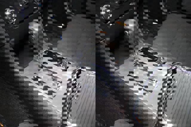 Used 2013 Dodge Charger SE image 12