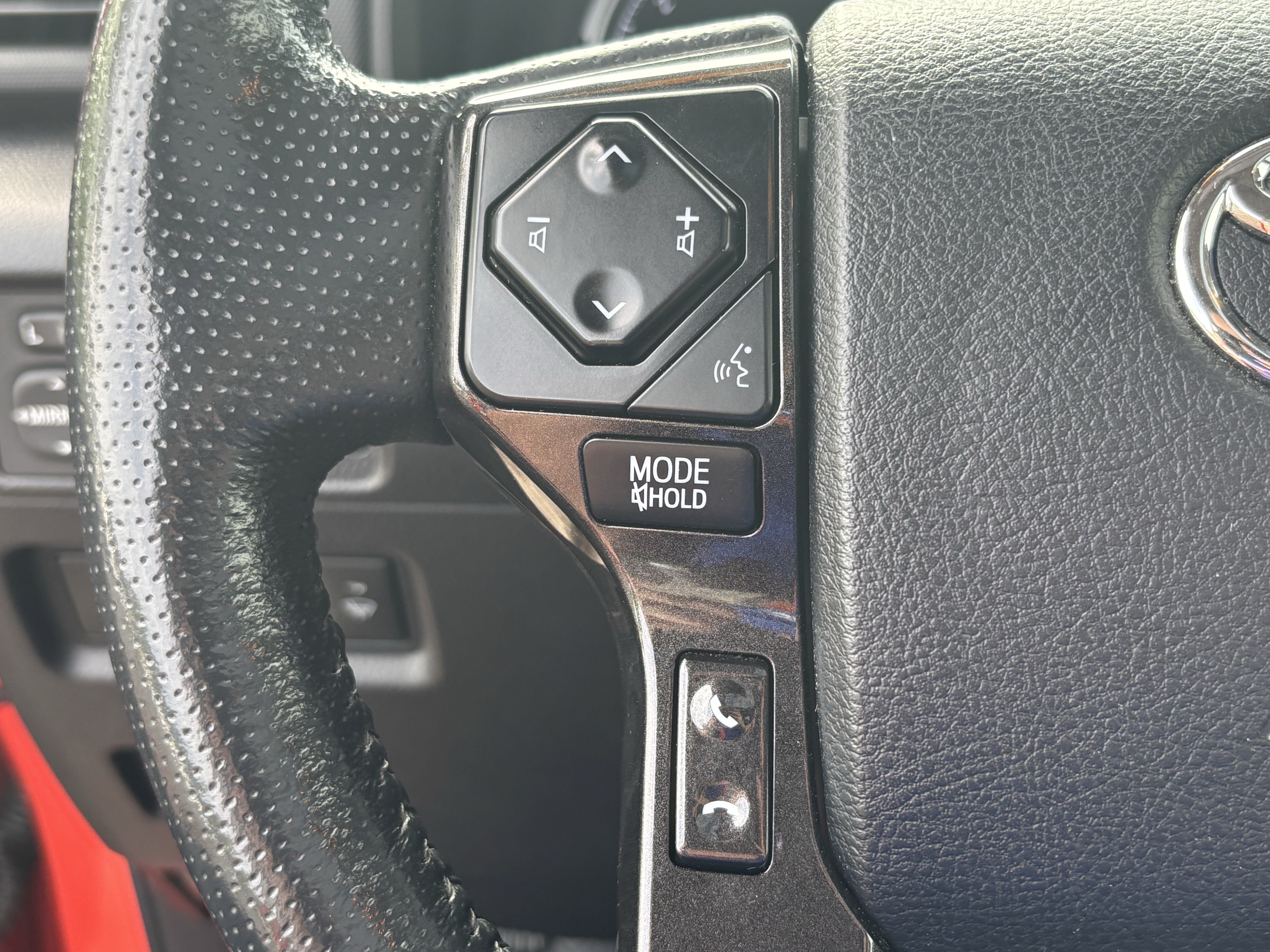 Used 2024 Toyota 4Runner TRD Off-Road Premium w/ Moonroof Package AWD/4WD image 19