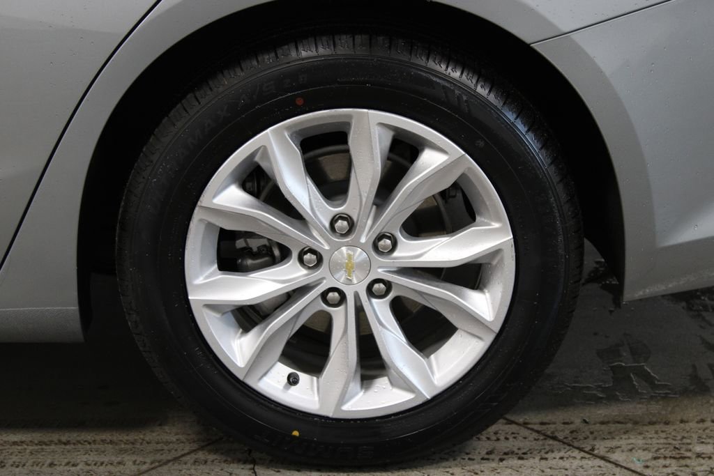 Used 2024 Chevrolet Malibu LT image 16