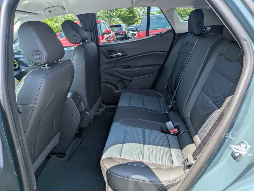 New 2026 Chevrolet Trax LT FWD image 14