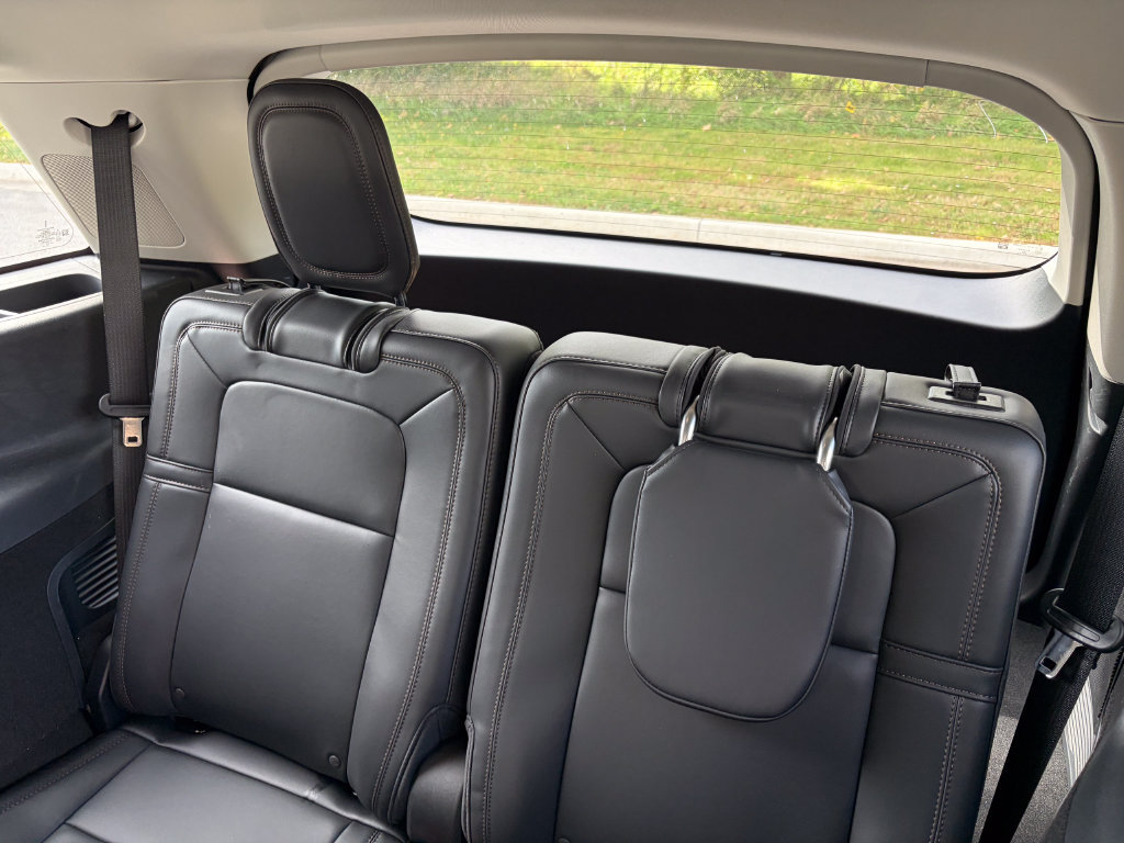 New 2026 Lincoln Aviator Reserve AWD/4WD image 17