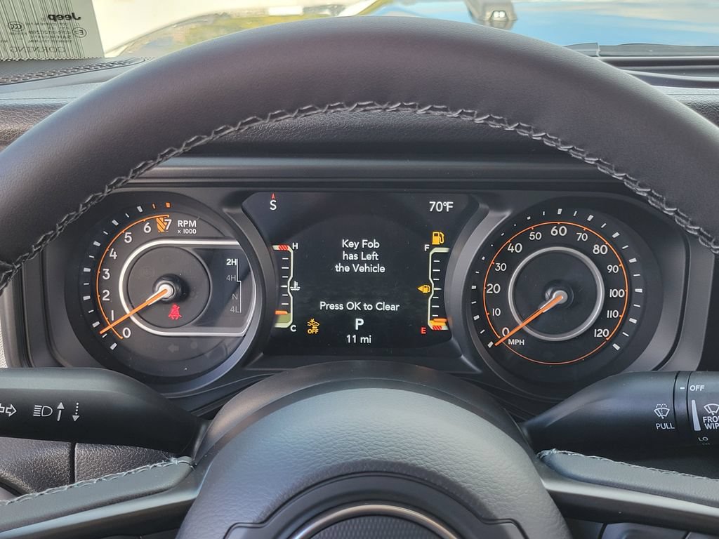 New 2026 Jeep Gladiator Sport AWD/4WD image 7