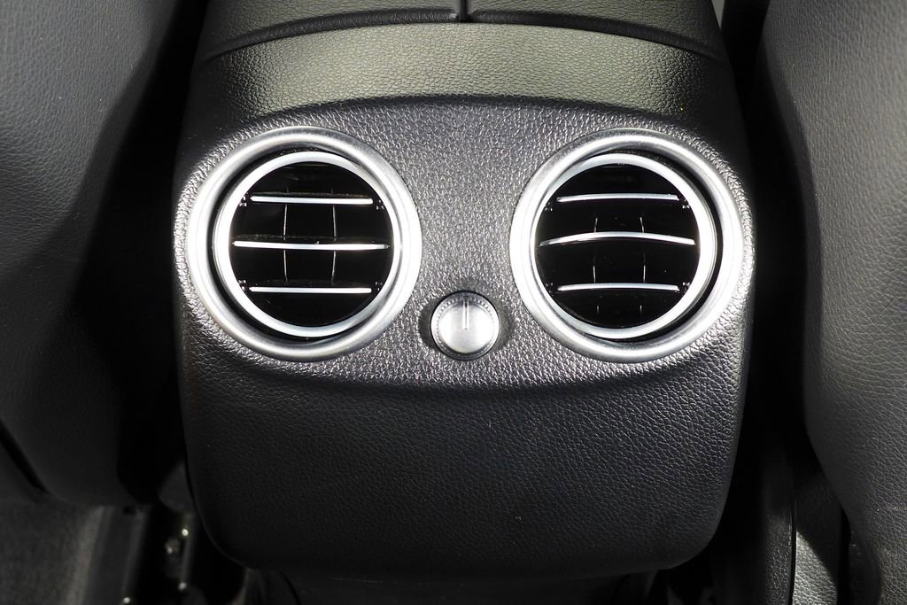 Used 2022 Mercedes-Benz GLC 300 image 22