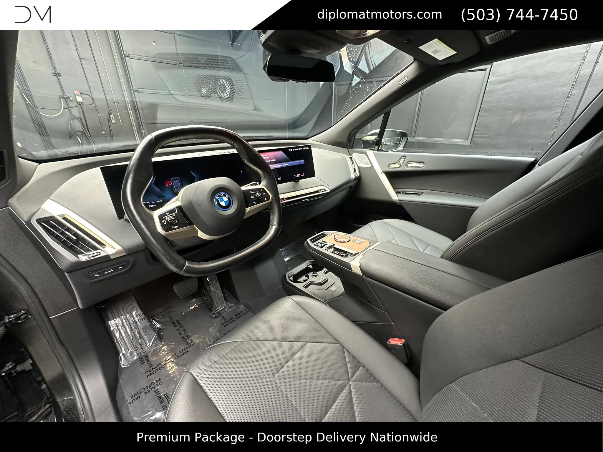 Used 2023 BMW iX xDrive50 w/ Premium Package image 17