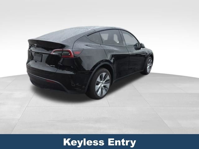 Used 2023 Tesla Model Y Long Range AWD/4WD image 6