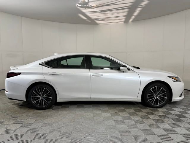 Used 2023 Lexus ES 350 w/ Premium Package FWD image 5