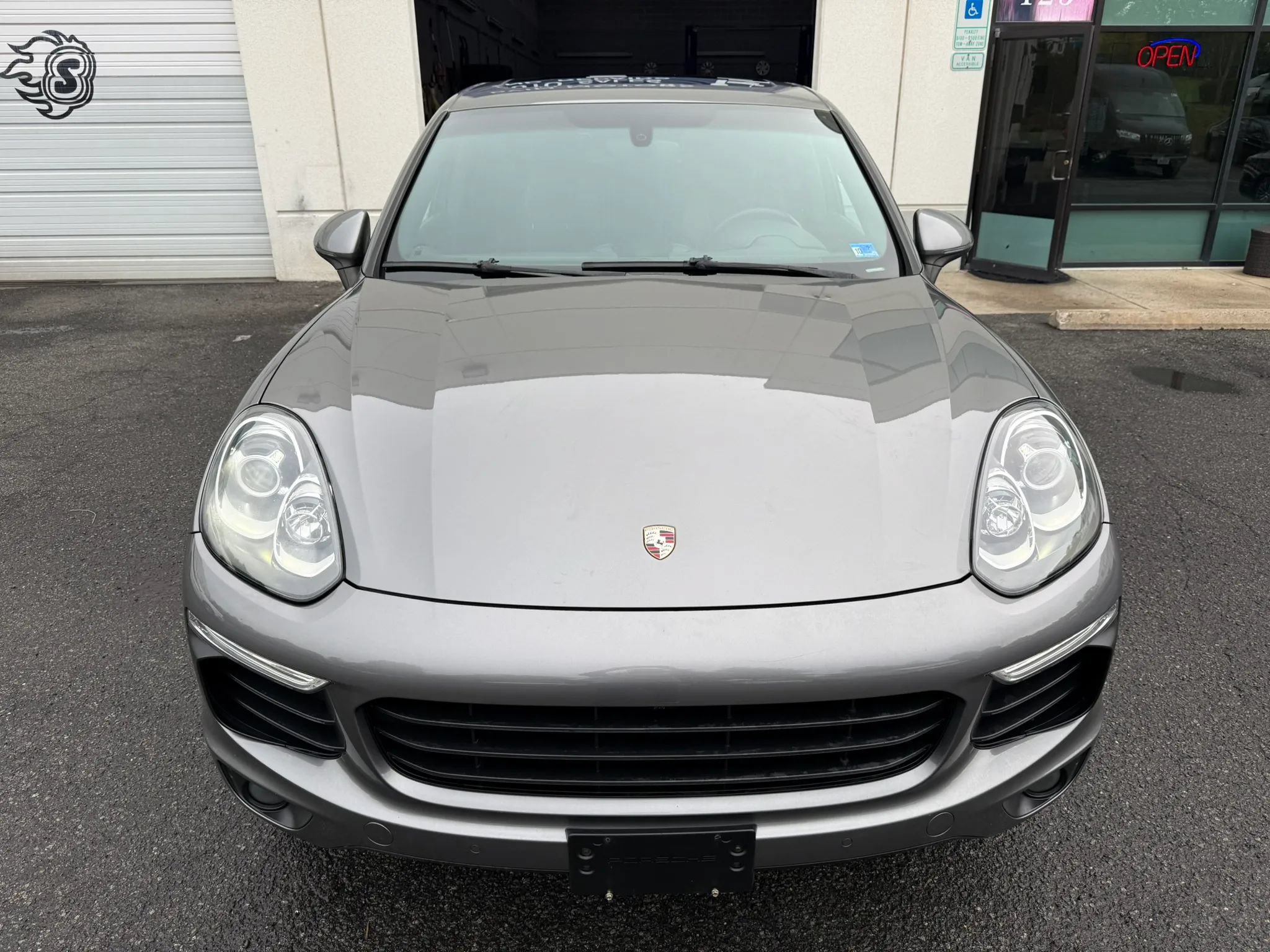 Used 2016 Porsche Cayenne AWD/4WD image 7