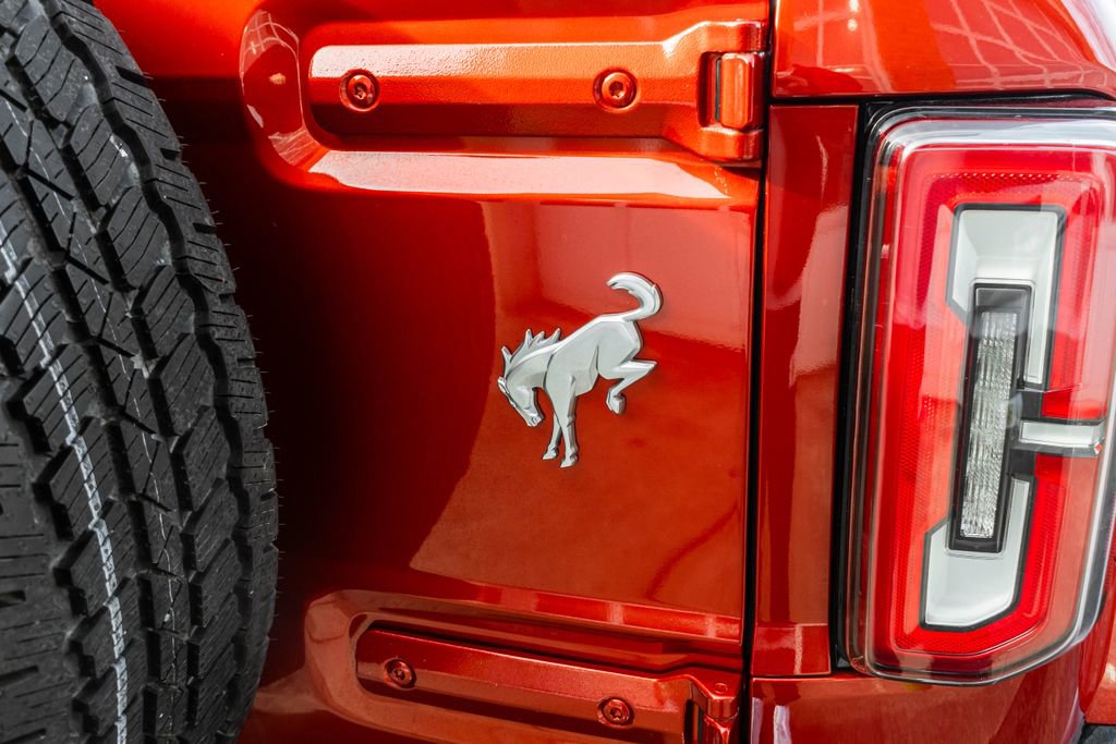 Used 2023 Ford Bronco Outer Banks image 39