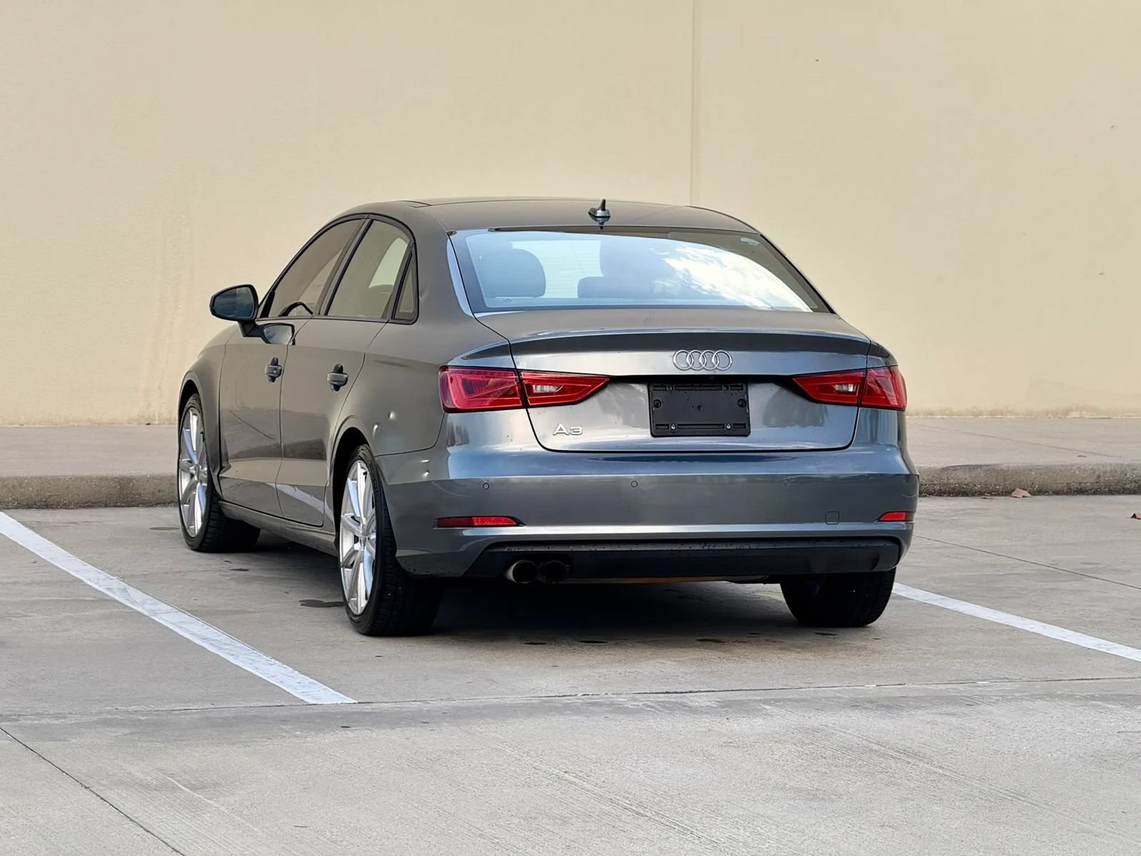Used 2016 Audi A3 1.8T Premium w/ Audi MMI Navigation Plus FWD image 5