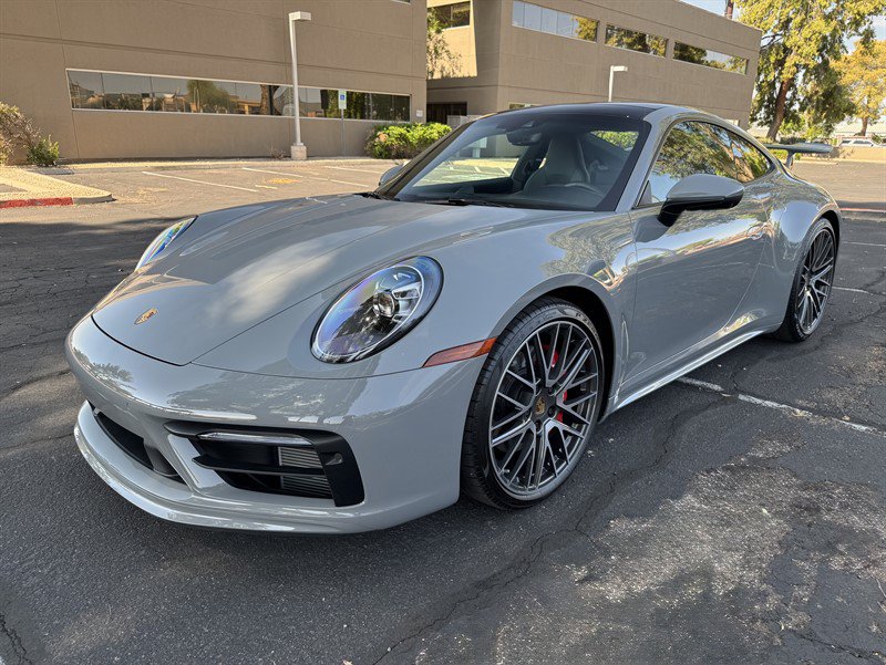 Used 2024 Porsche 911 Carrera 4S w/ Premium Package AWD/4WD image 4