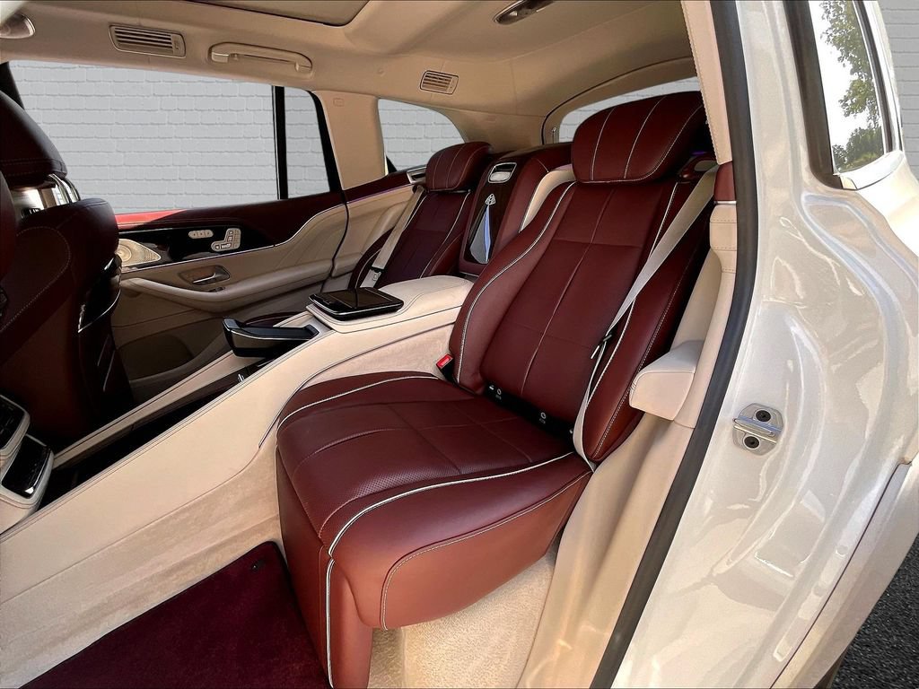 Used 2023 Mercedes-Benz Maybach GLS 600 4MATIC image 20