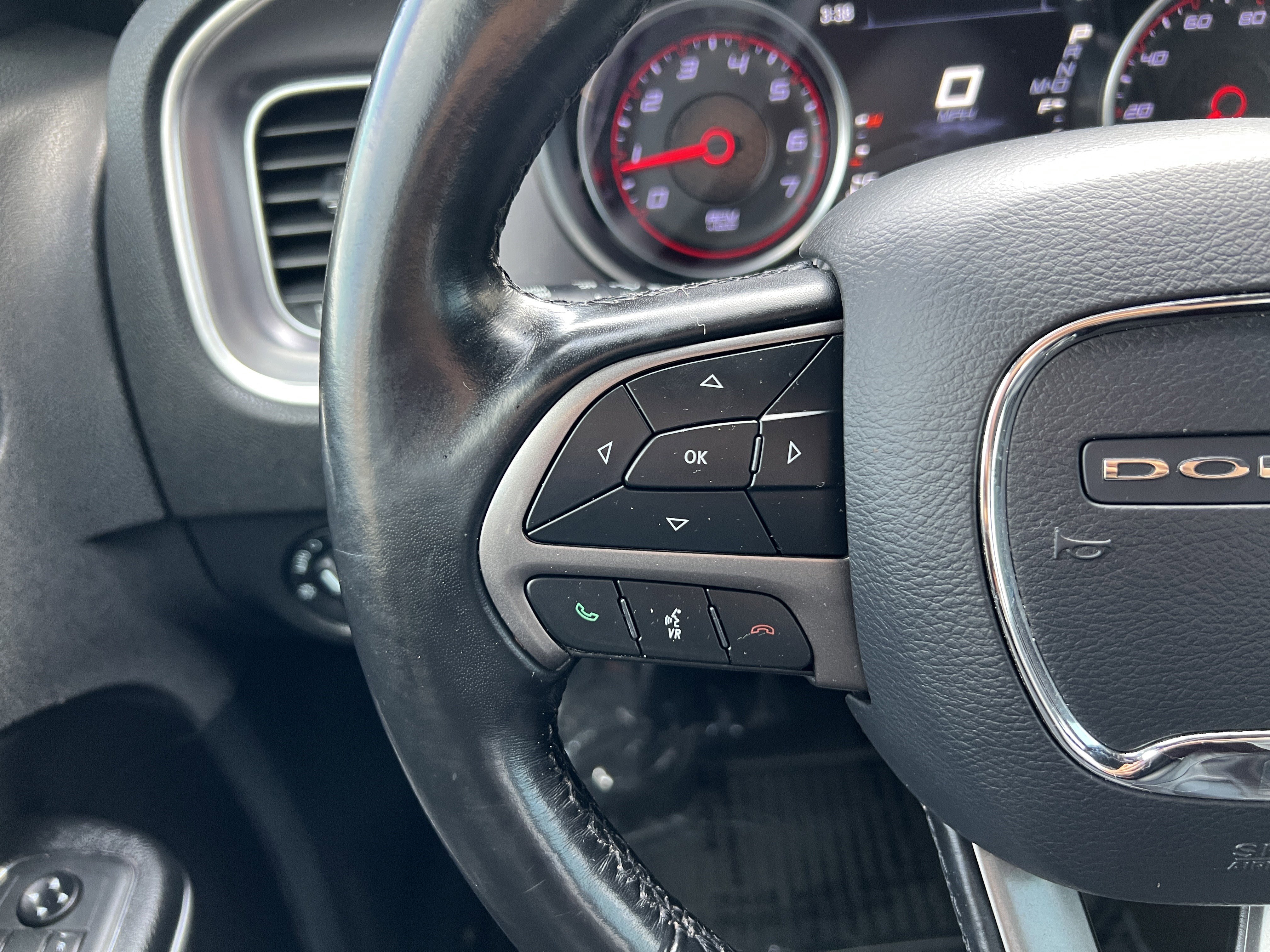 Used 2019 Dodge Charger SXT w/ Leather Interior Group RWD image 26