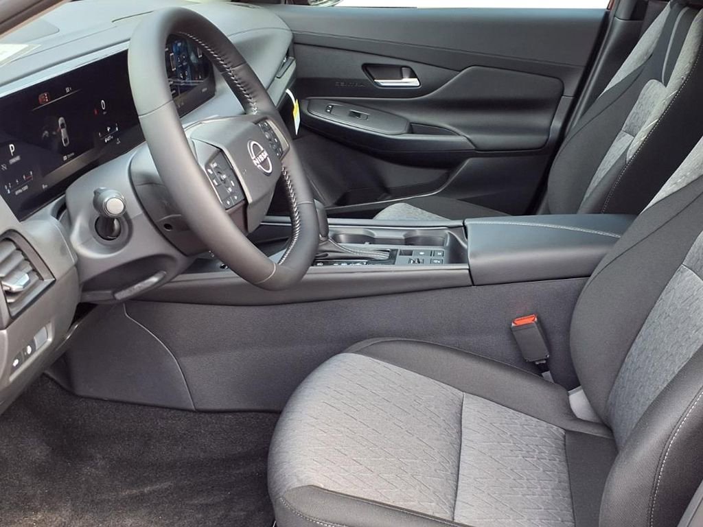 New 2026 Nissan Sentra SV w/ SV Convenience Package FWD image 11