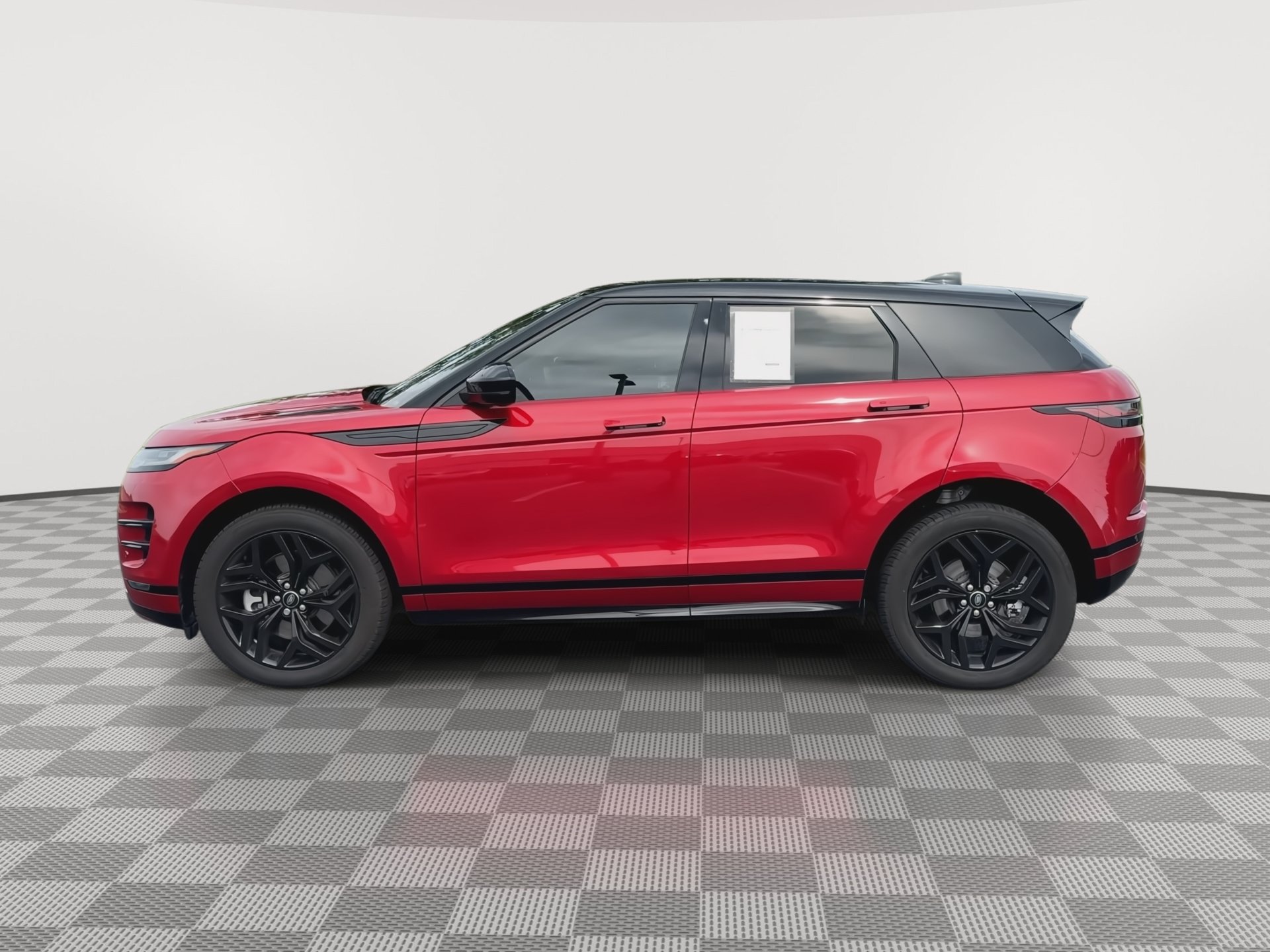 Used 2023 Land Rover Range Rover Evoque R-Dynamic SE AWD/4WD image 5