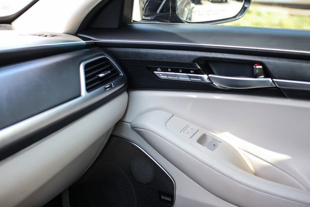 Used 2020 Genesis G90 3.3T Premium image 27