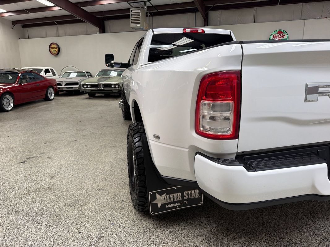 Used 2021 RAM 3500 Big Horn AWD/4WD image 15
