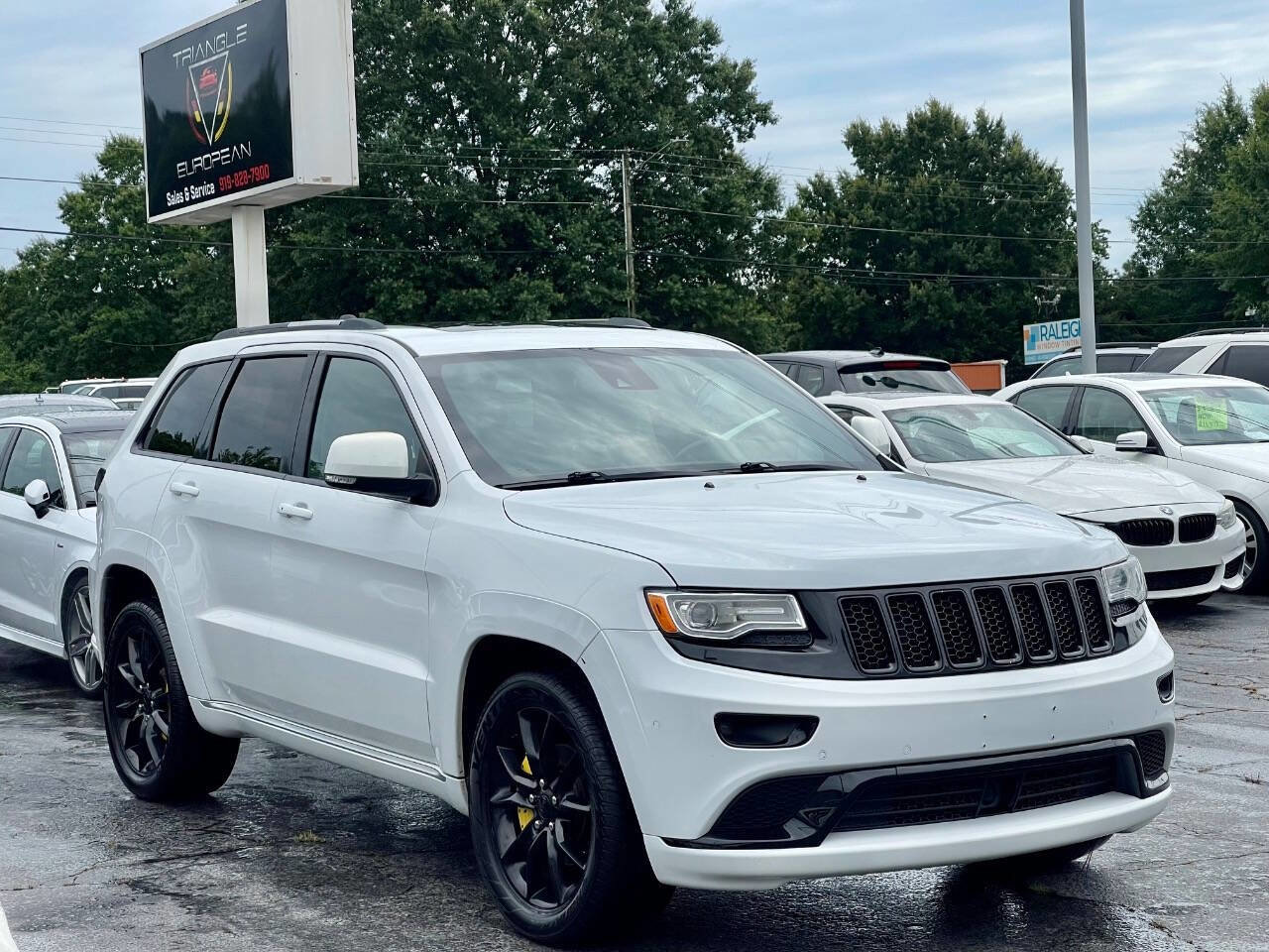 Used 2015 Jeep Grand Cherokee Summit w/ Platinum Series Group image 2
