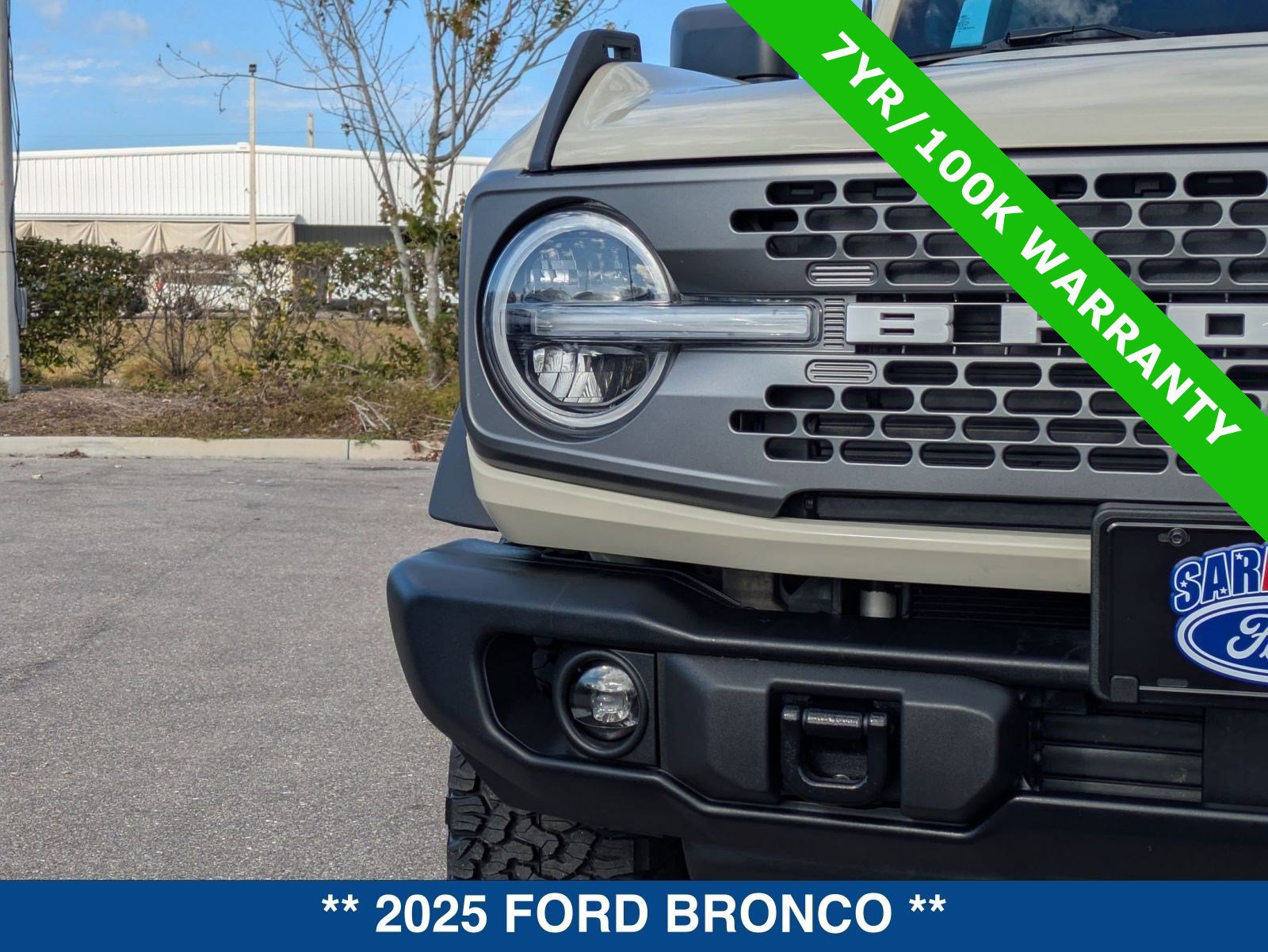 Certified 2025 Ford Bronco Badlands image 9