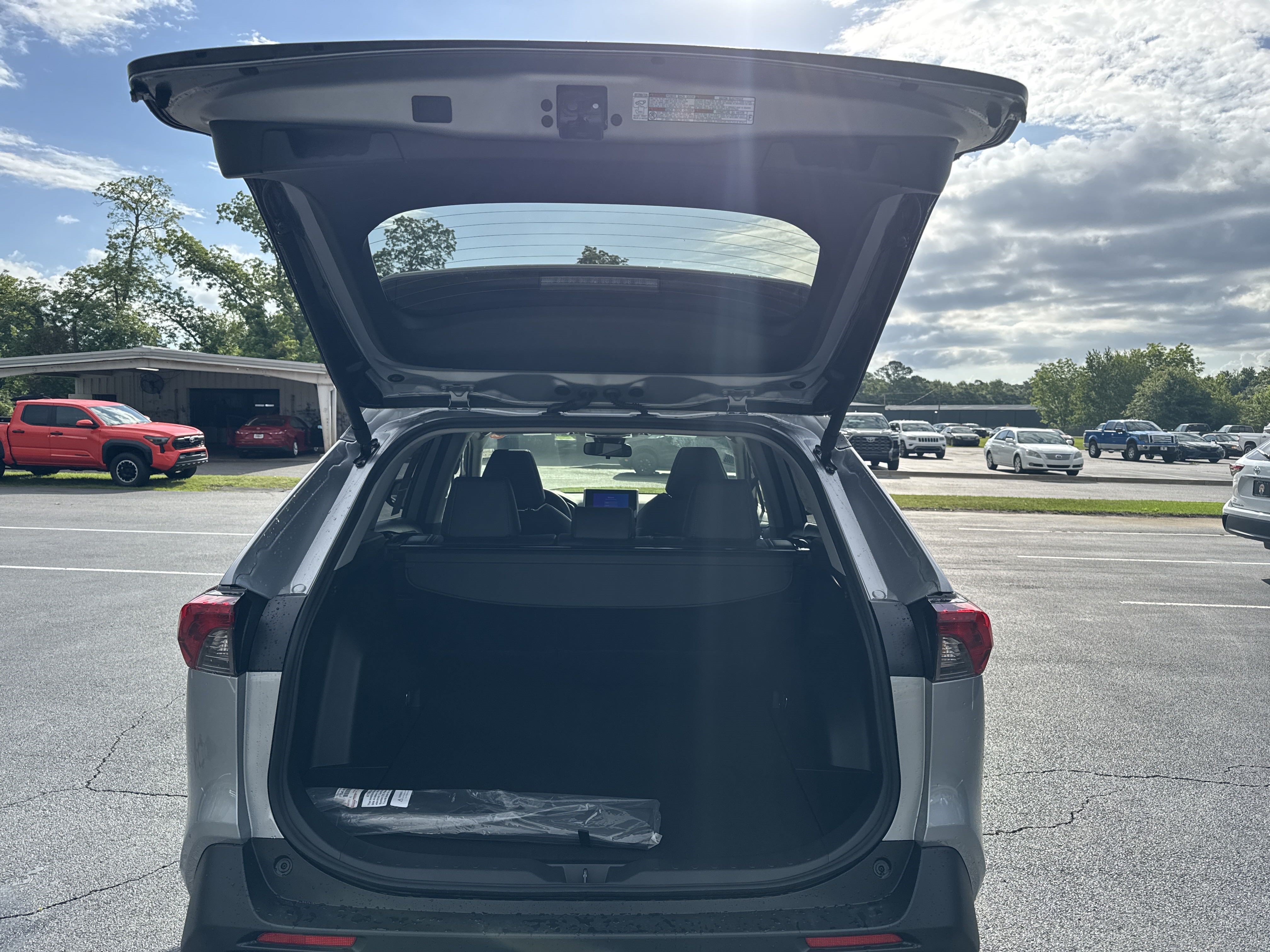 New 2025 Toyota RAV4 XLE Premium AWD/4WD image 39