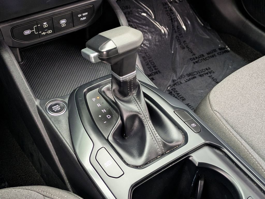 Used 2025 Kia K4 LXS image 18