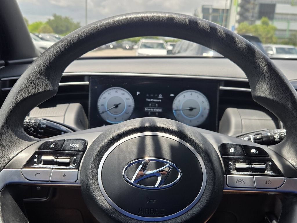 Certified 2024 Hyundai Santa Cruz SEL w/ Activity Package FWD image 22