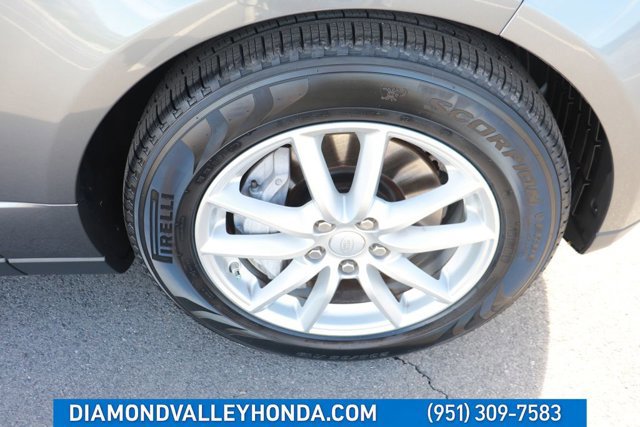 Used 2018 Land Rover Range Rover image 32